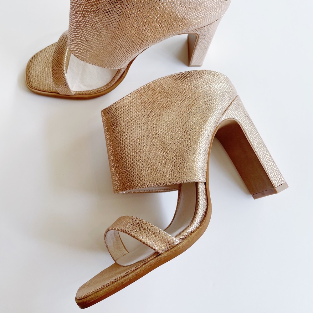 Chinese Laundry Linx Metallic Rose Gold Heel